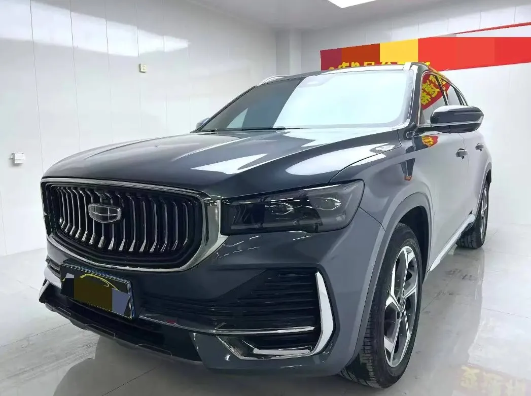 Geely Monjaro 2023 — фото 1 из 5