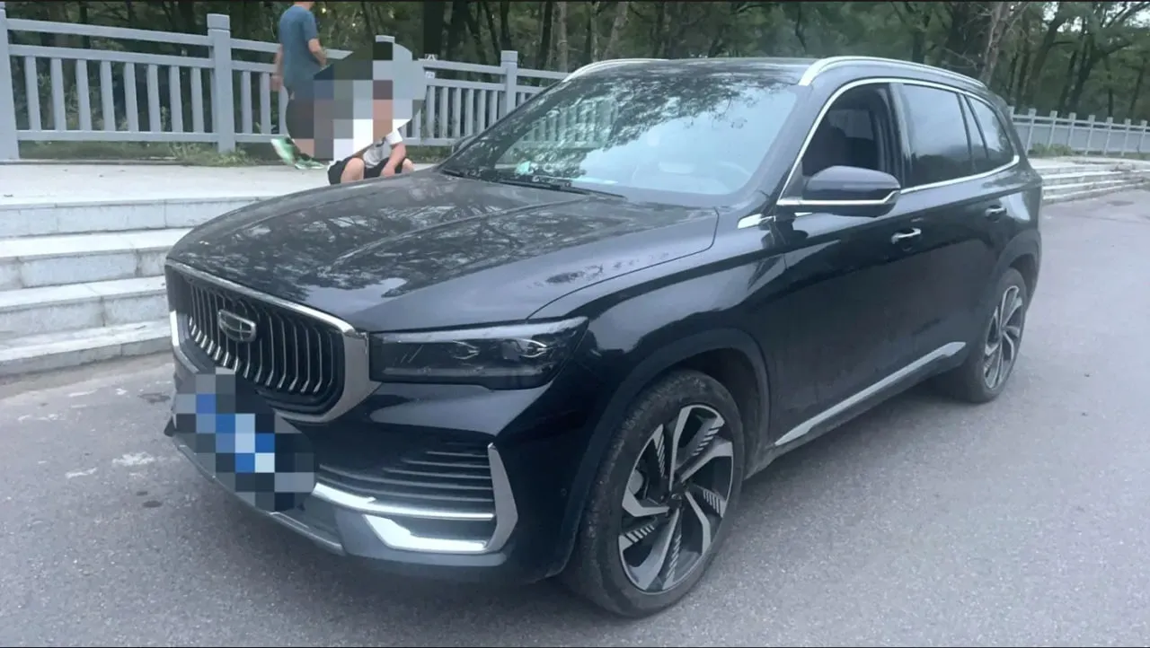 Geely Xingyue L 2021 — фото 1 из 5