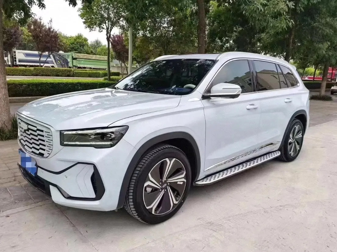 Geely Xingyue L 2022 — фото 1 из 5