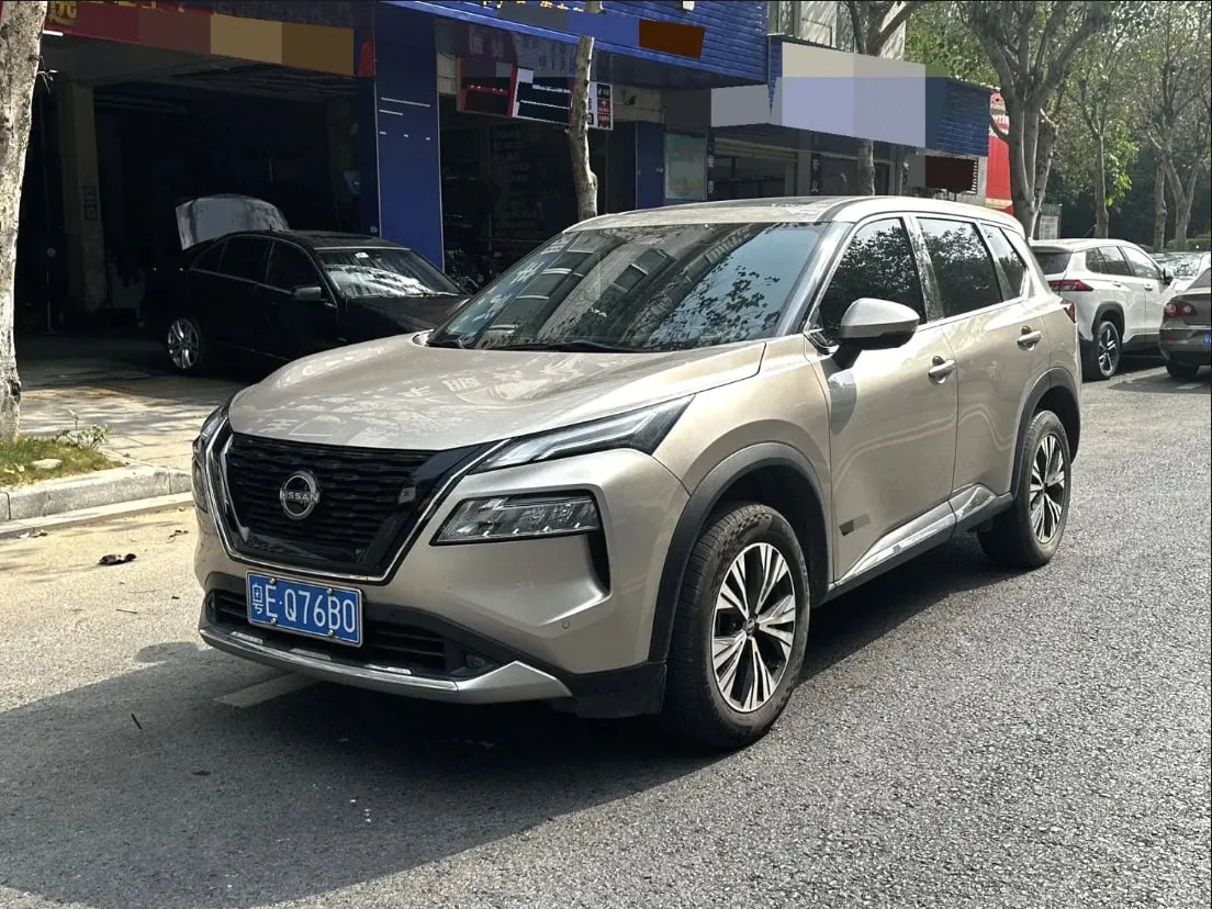 Nissan X-Trail 2023 — фото 1 из 5