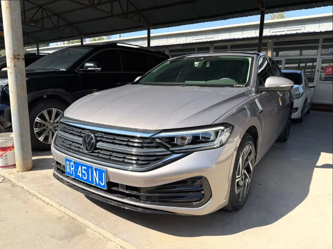 Volkswagen Sagitar 2023 — фото 1 из 5